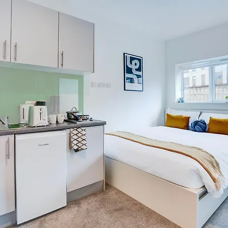Kingston Luxe Suites Riverside Apartment Belvilla